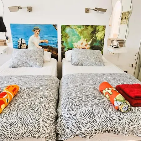 In Paraiso Royal Apartment *